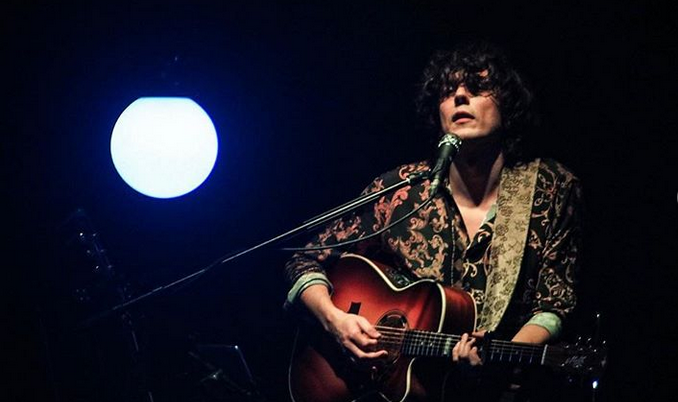 Ermal Meta compie 38 anni e festeggia in concerto al Forum di Assago. Il nuovo album? “Pronti una ventina di pezzi ma…”