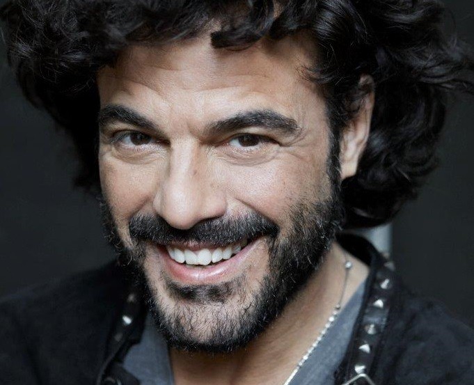 Francesco Renga presenta il nuovo album, L’altra metà: “Uno spartiacque, ci sarà un prima e un dopo”