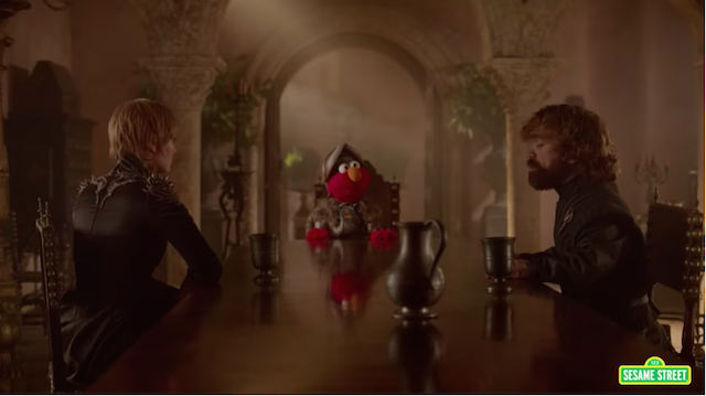 Game of Thrones, Elmo di Sesame Street riappacifica Cersei e Tyrion (Video)