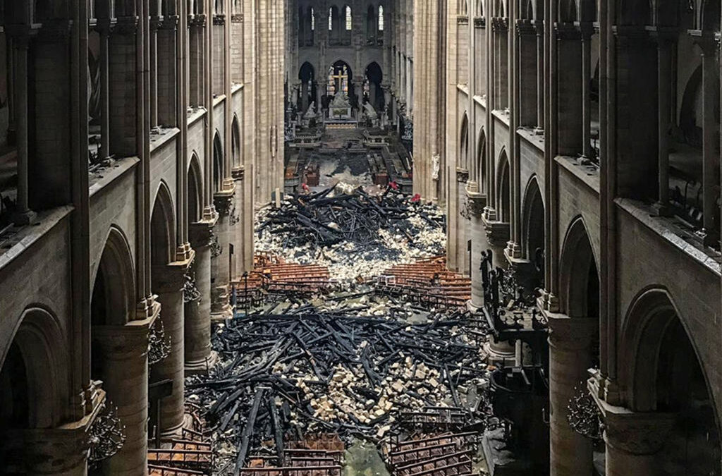 Incendio Notre-Dame, Alpha dedica la serata alla Cattedrale di Parigi