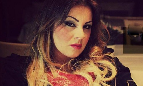 La cantante Giusy Attanasio ‘salta’ dalla scaletta di Dritto e rovescio: “Sono sconvolta, non parteciperò più!” (VIDEO)