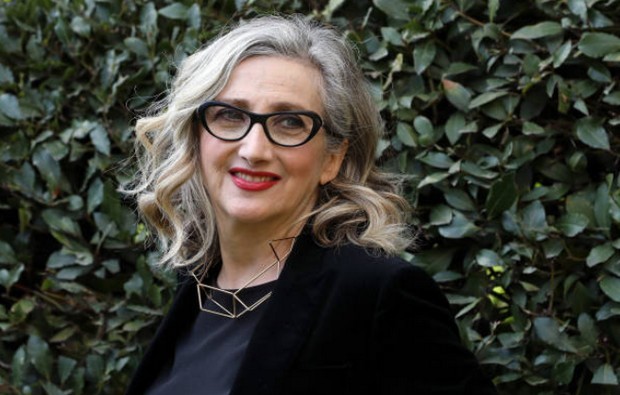 Rai 3, Todo Cambia: il potere della scelta, presentato da Lunetta Savino