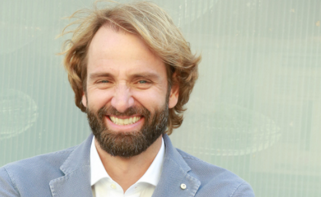 Massimiliano Rosolino a Blogo: “Io conduttore tv per La7, ma per la diretta non sono ancora pronto” (VIDEO)