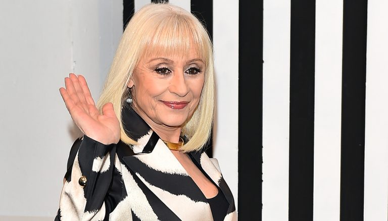 A Raccontare Comincia Tu: Raffaella Carrà porta il grande Maestro Riccardo Muti in tv