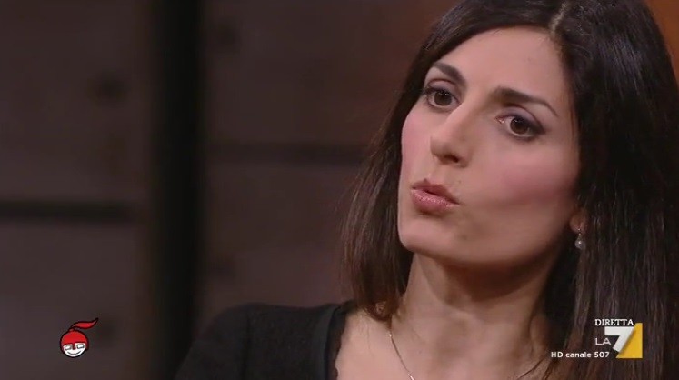Virginia Raggi a Di Martedì durante gli scontri a Torre Maura. Ma il talk è registrato e buca la notizia