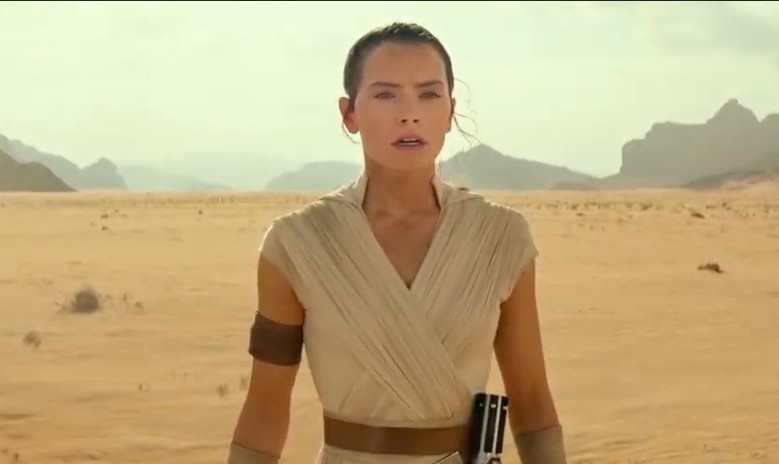 Star Wars 9: J.J. Abrams rivela che la storia sui genitori di Rey non è conclusa
