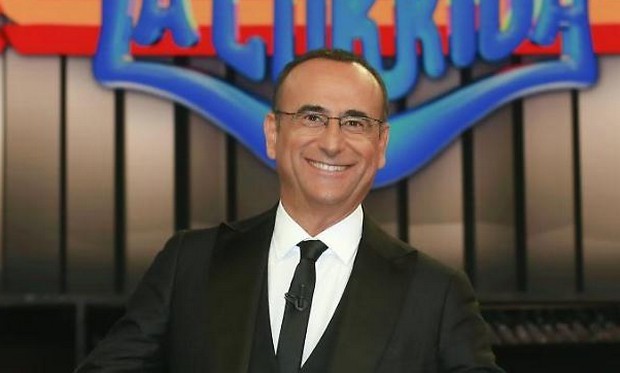 Carlo Conti: “Il rinnovo di contratto? Stiamo trattando serenamente. Non farò il direttore artistico di Sanremo, a meno che…”