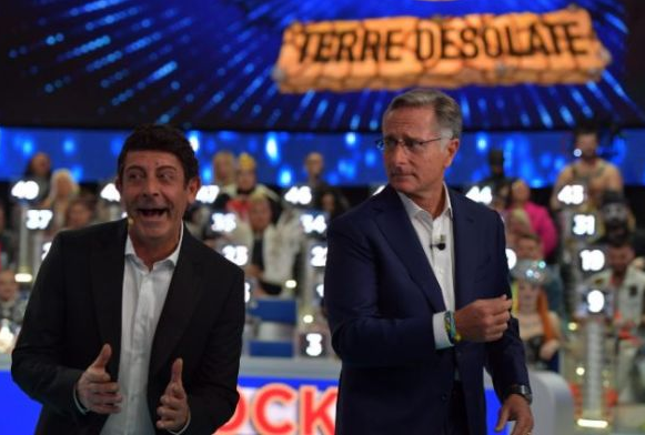 Ciao Darwin 8, anticipazioni puntata 17 maggio 2019