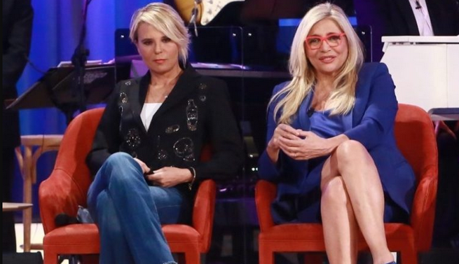 Domenica In, salta l’ospitata di Maria De Filippi ‘concordata’ con la Venier ad Amici?
