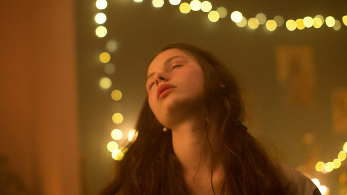 Cannes 2019, Zombi Child, recensione: l’horror colto di Bertrand Bonello