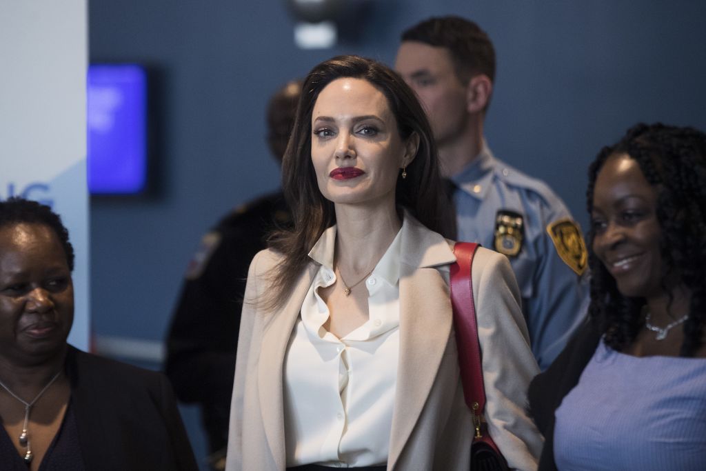 Those Who Wish Me Dead, Nicholas Hoult e Angelina Jolie per Taylor Sheridan