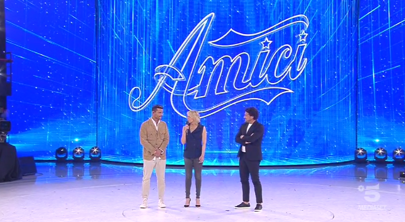Amici 2019, ultima puntata dei direttori artistici Ricky Martin e Vittorio Grigolo