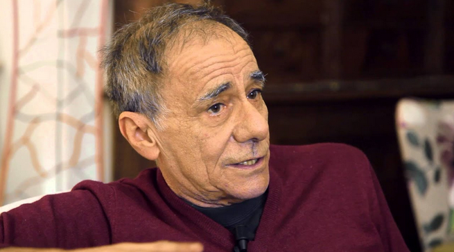 La mamma di Giulio Regeni contro Roberto Vecchioni, la replica del cantautore