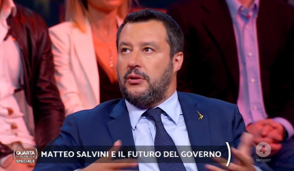 Salvini di nuovo contro Fazio: “Su Raidue? Sempre gli italiani pagano”. Critiche anche al Tg1
