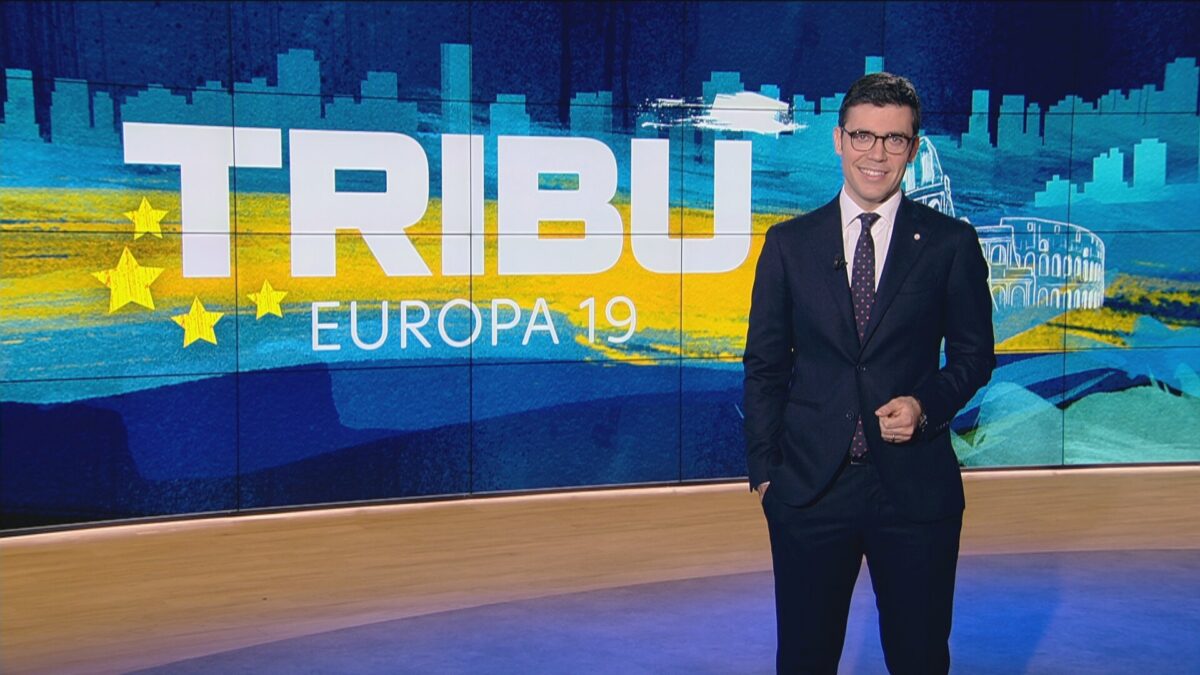 Tribù – Europa 19, Fabio Vitale a Blogo: “Diamo voce ai politici, dettando temi e andando oltre i toni. La sfida del giornalismo? Poter fare domande”