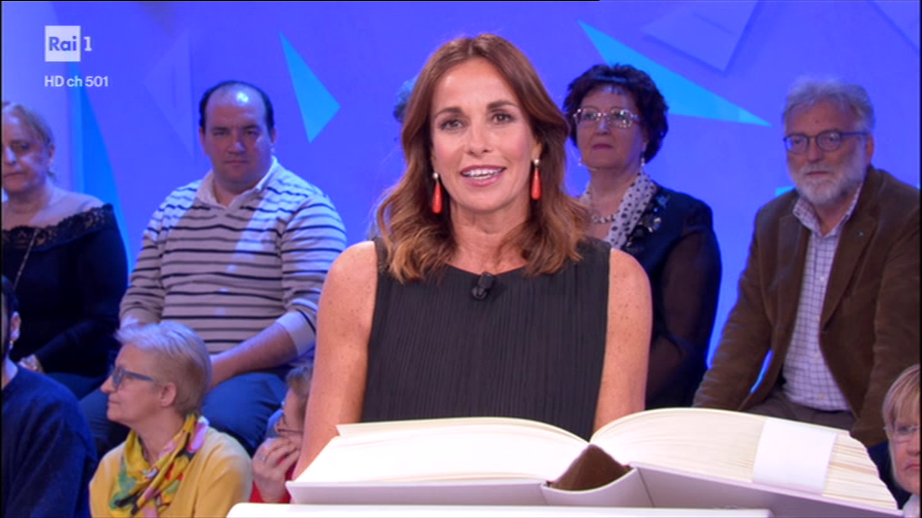 Cristina Parodi saluta il pubblico de La prima volta “Non dico addio, diciamoci arrivederci”