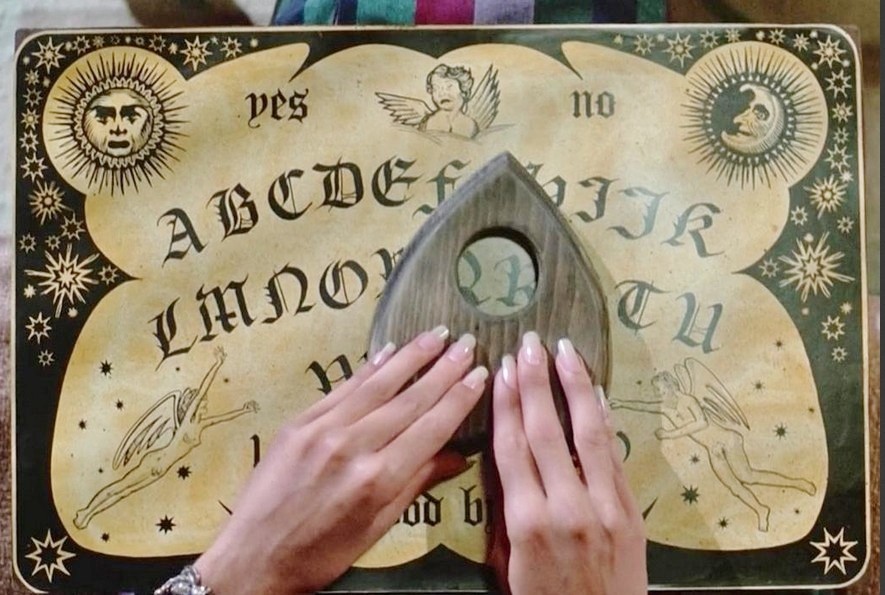 Witchboard: confermato il remake di Spiritika, Chuck Russell alla regia