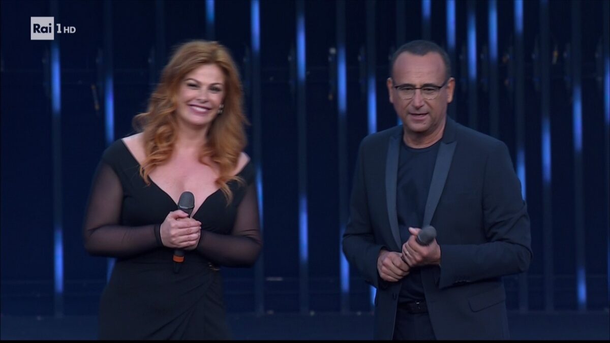 Seat Music Awards, cantanti ed esibizioni della prima serata