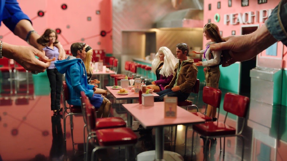 BH90210 arriva il promo al Peach Pit per gli storici protagonisti (o quasi….)
