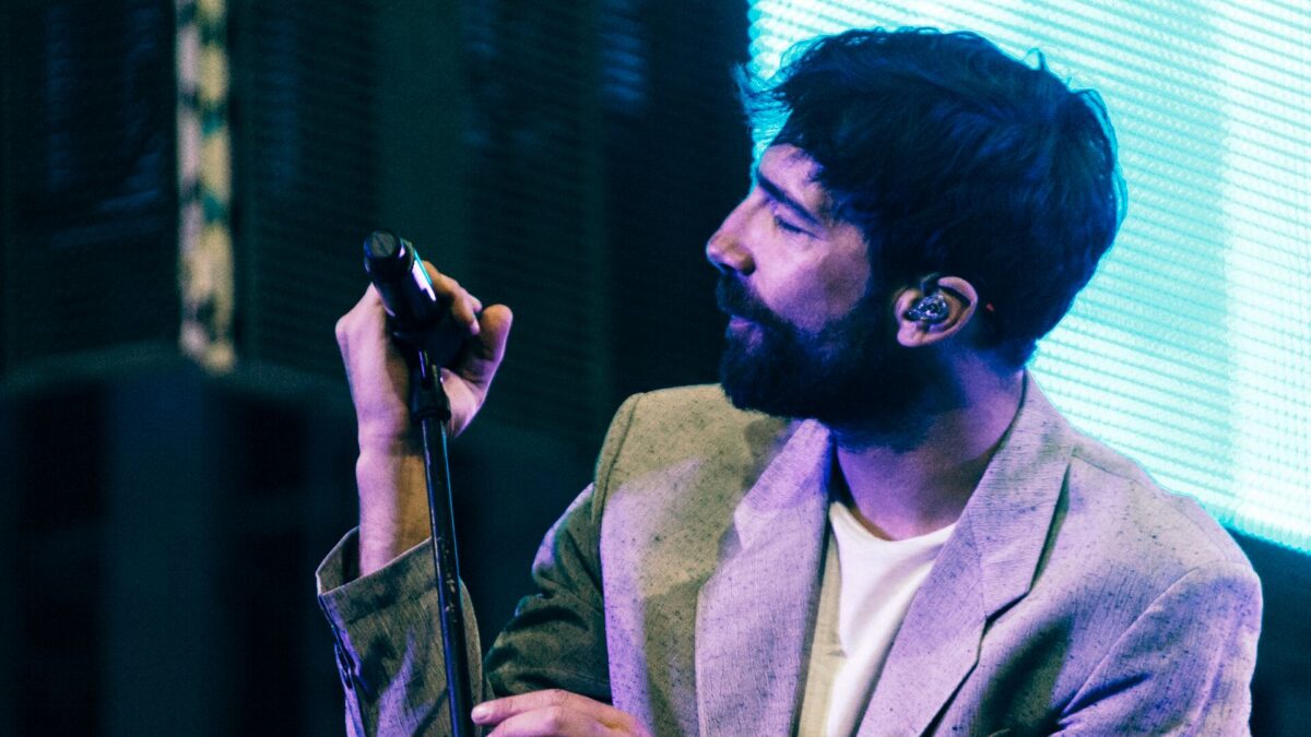 Ex-Otago feat. Izi, La notte chiama: nuovo singolo dal 14 giugno (debutto live ieri al Nameless Music Festival)