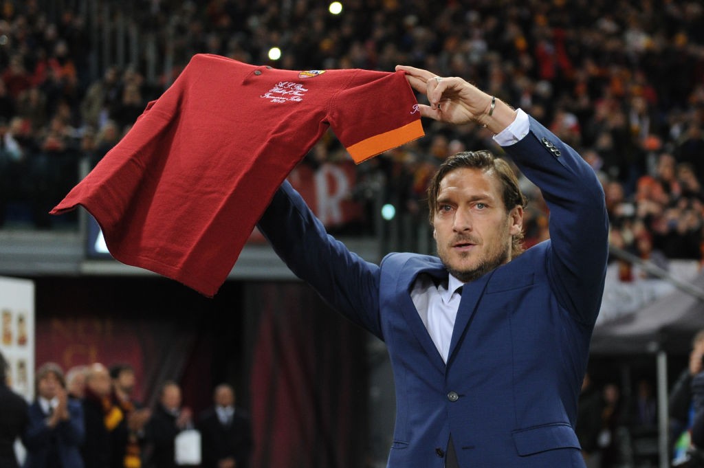 Totti, l’addio alla Roma in diretta su Rai 2