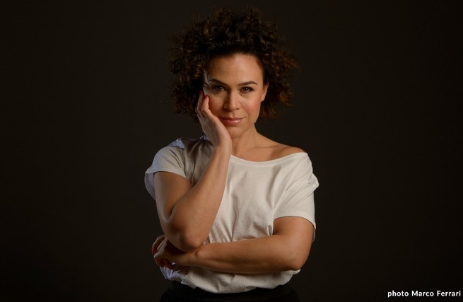 Valeria Graci a Blogo: “Chiamata dalla Rai perché autoironica e garbata. A Io e te niente parodie” (VIDEO)