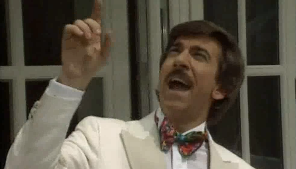 È successo in TV – 28 giugno 1990: Marco Columbro a Bellezze al Bagno (VIDEO)