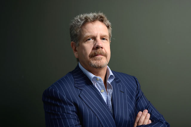 Un revival di ER o di The West Wing? Parla John Wells