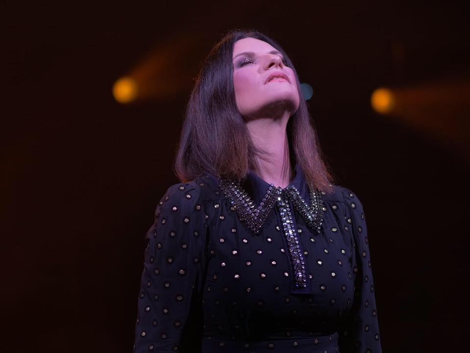 Laura Pausini annuncia: “Dopo il tour, stop per due anni”