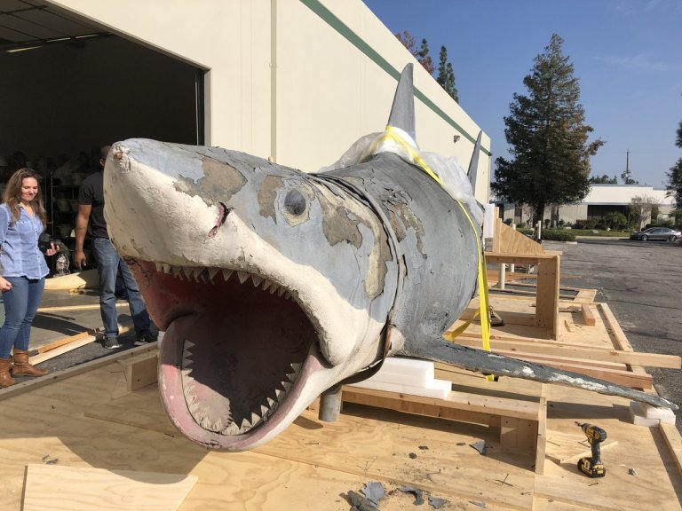 Lo squalo utilizzato nel film di Steven Spielberg restaurato da Greg Nicotero