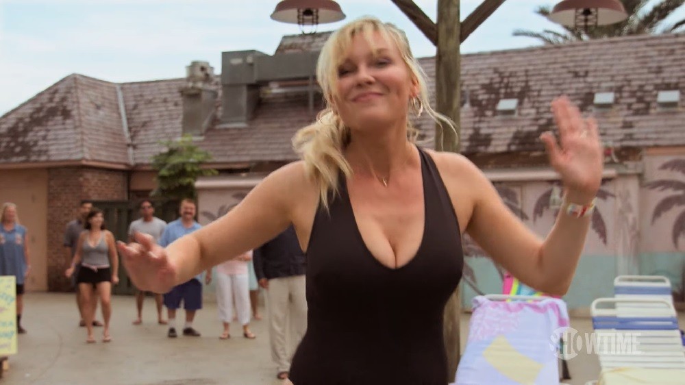 On Becoming a God in Central Florida con Kirsten Dunst da YouTube a Showtime (e arriva il trailer)