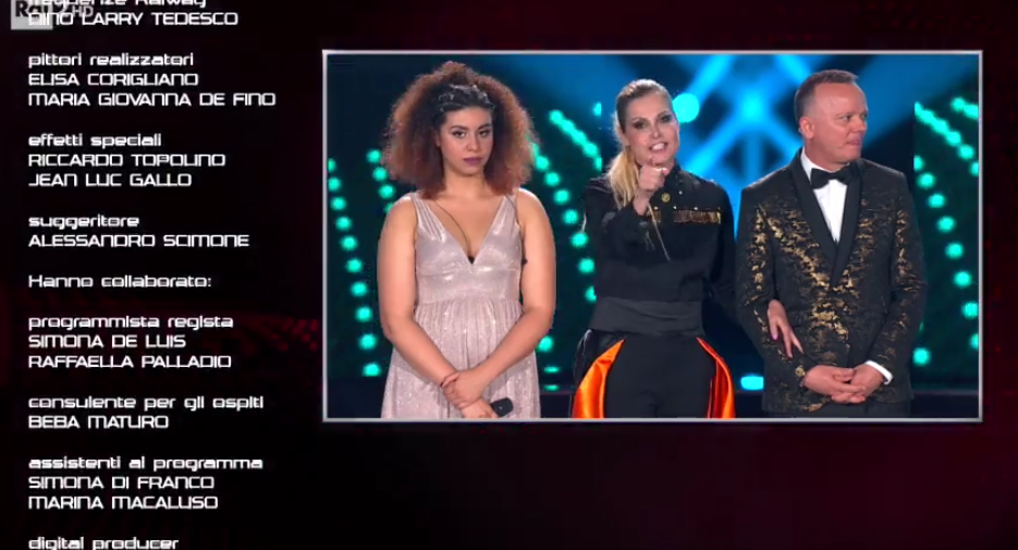 The Voice of Italy 2019, Simona Ventura ringrazia la Rai e il pubblico: “Se ci date successo ci date sopravvivenza, grazie mille!” (video)