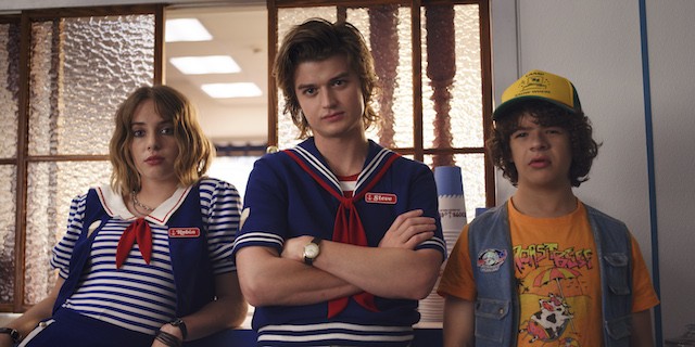 Stranger Things il nuovo trailer prepara all’incubo del 4 luglio (video)