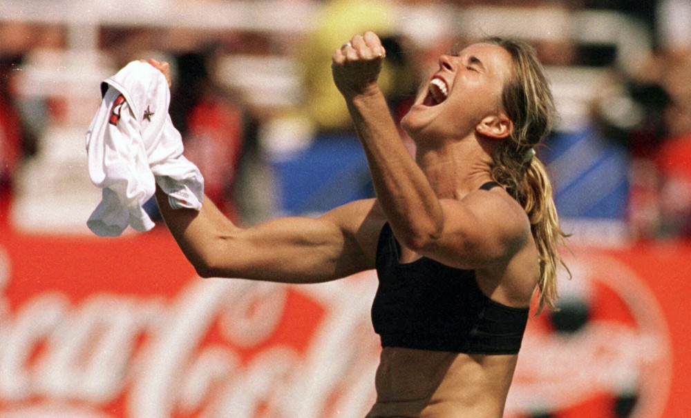 Italia – Brasile su Rai 1: il calcio è femmina, dentro e fuori dal campo