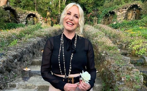 Temptation Island 2019, Antonella Clerici si complimenta: “E’ ipnotico”