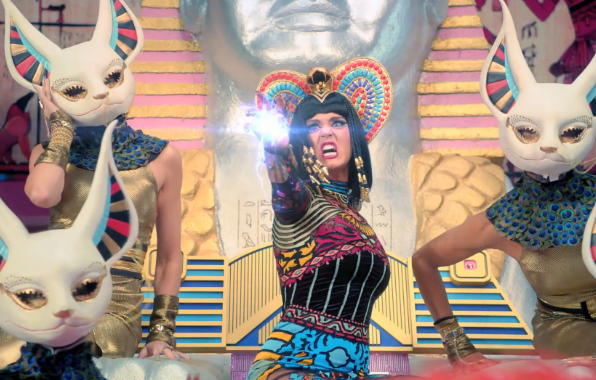 Katy Perry, Dark Horse è plagio del brano Joyful Noise secondo il verdetto della giuria