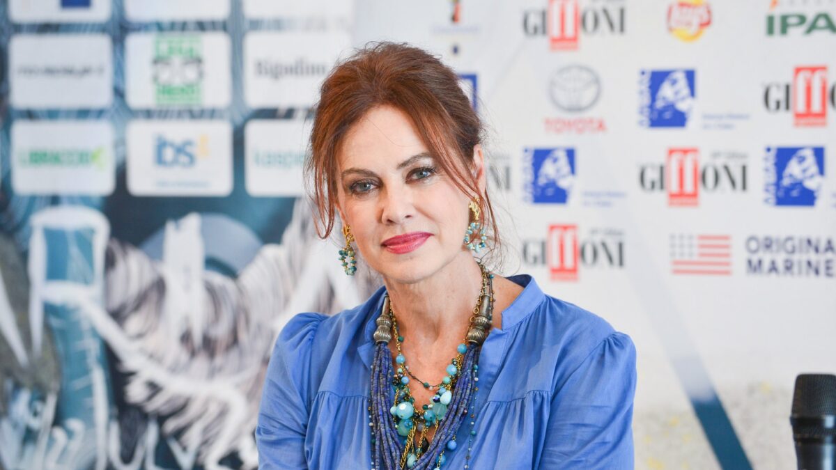 Vivi e lascia vivere, Elena Sofia Ricci: “Con Corsicato sono una mamma molto diversa dai Cesaroni”