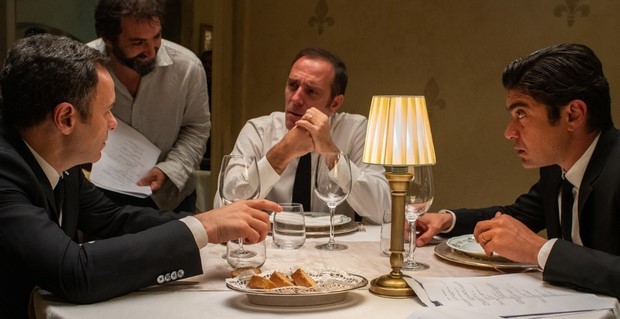 Gli infedeli: terminate le riprese del remake di Stefano Mordini
