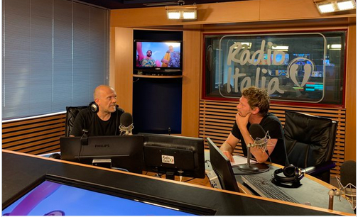 Max Pezzali, nuovo album nel 2020: “Vasco Rossi? È come un supereroe che, quando non ha il costume, è come te”