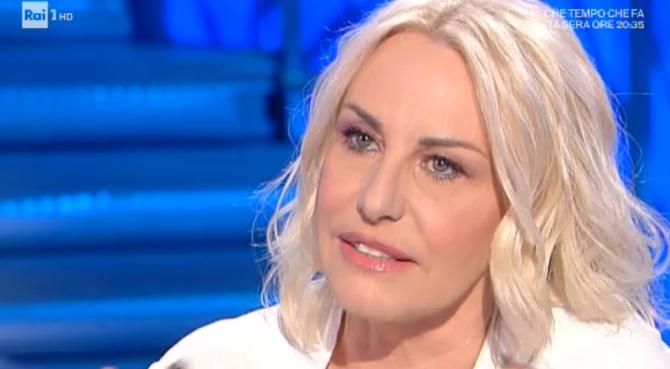 Continua il sodalizio fra Antonella Clerici e la Rai: “Ho deciso di credere ad una lunga storia d’amore che dura da 33 anni”