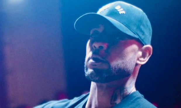 Booba, sparatoria sul set di un video del rapper francese: 3 feriti