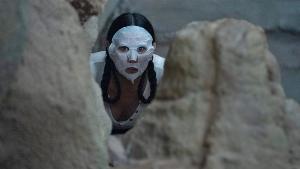 Corporate Animals: trailer della commedia “cannibal” con Demi Moore