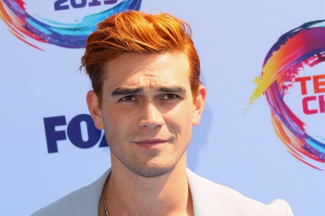 Teen Choice Awards 2019: Riverdale e Shadowhunters le serie tv scelte dai ragazzi