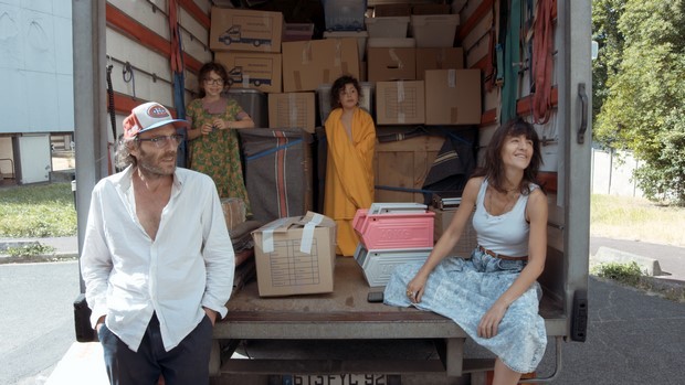 L’amour flou: foto e locandina della commedia di Romane Bohringer & Philippe Rebbot