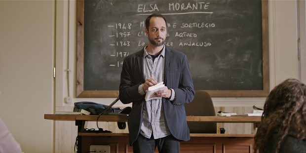 L’ospite: foto e locandina della commedia di Duccio Chiarini