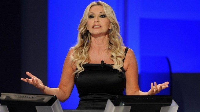 Paola Ferrari su Simona Ventura a La Domenica Ventura: “È la più brava, ma come si fa a passare da Temptation Island Vip al calcio?”