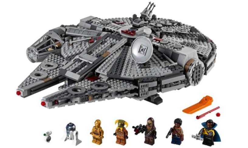Star Wars 9: nuovi set LEGO rivelano il nuovo Millennium Falcon