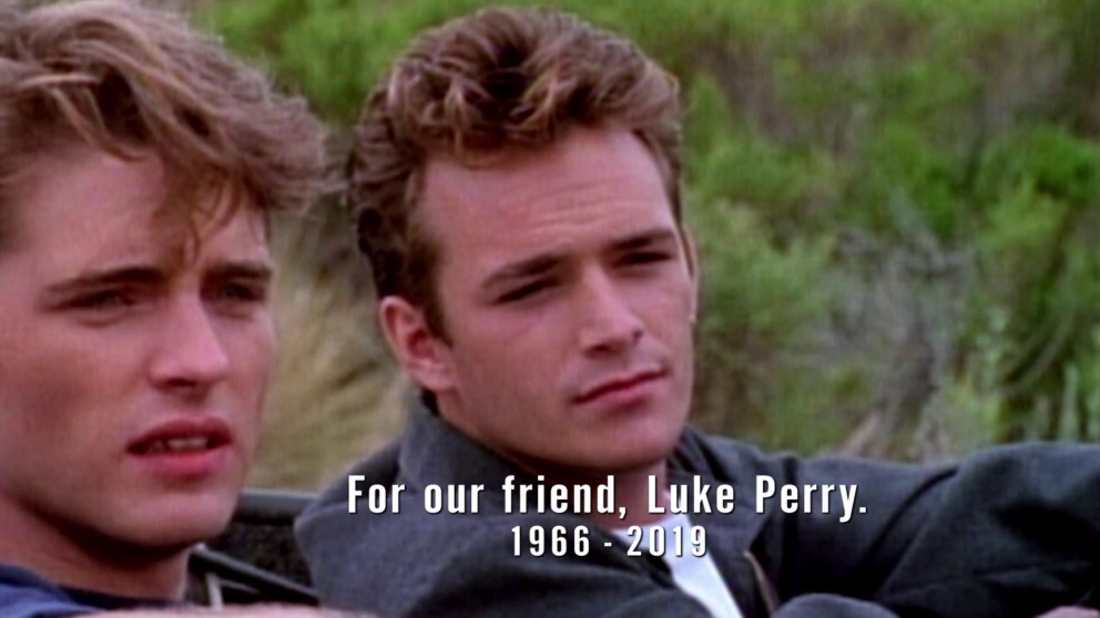 BH90210, una metafiction per nostalgici incalliti che rende grazie all’ironia