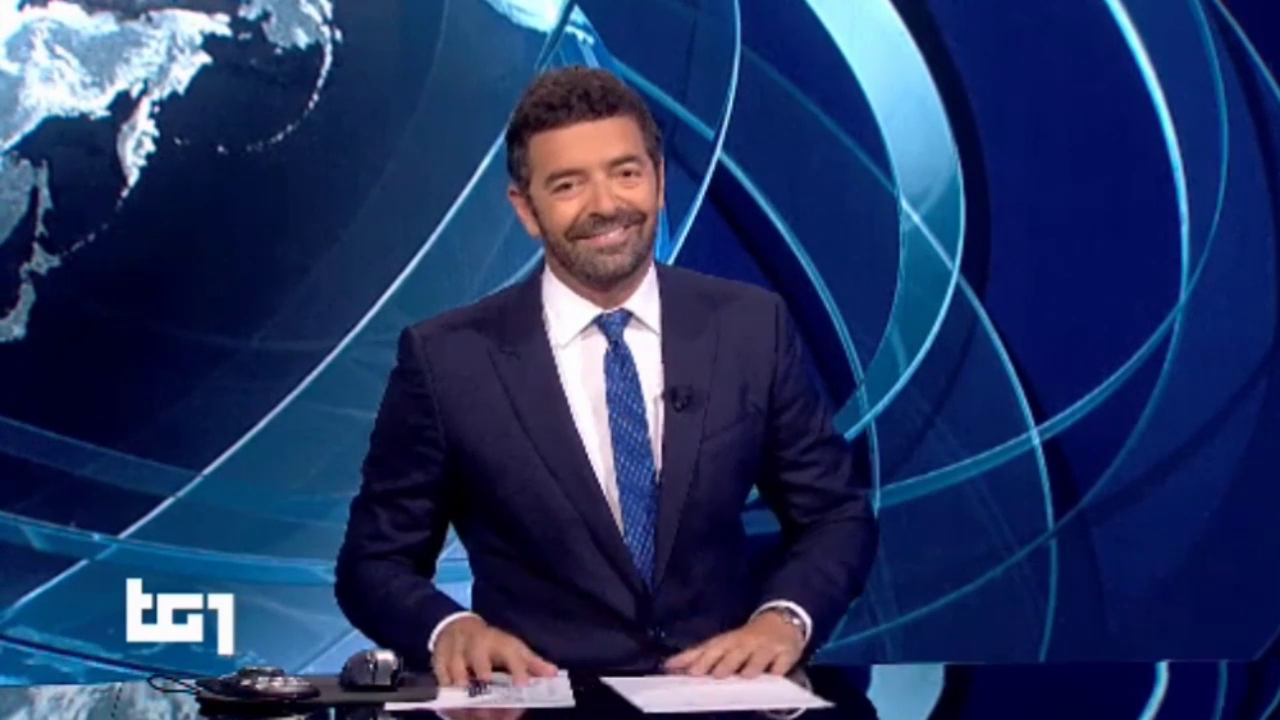 Alberto Matano si congeda momentaneamente dal Tg1