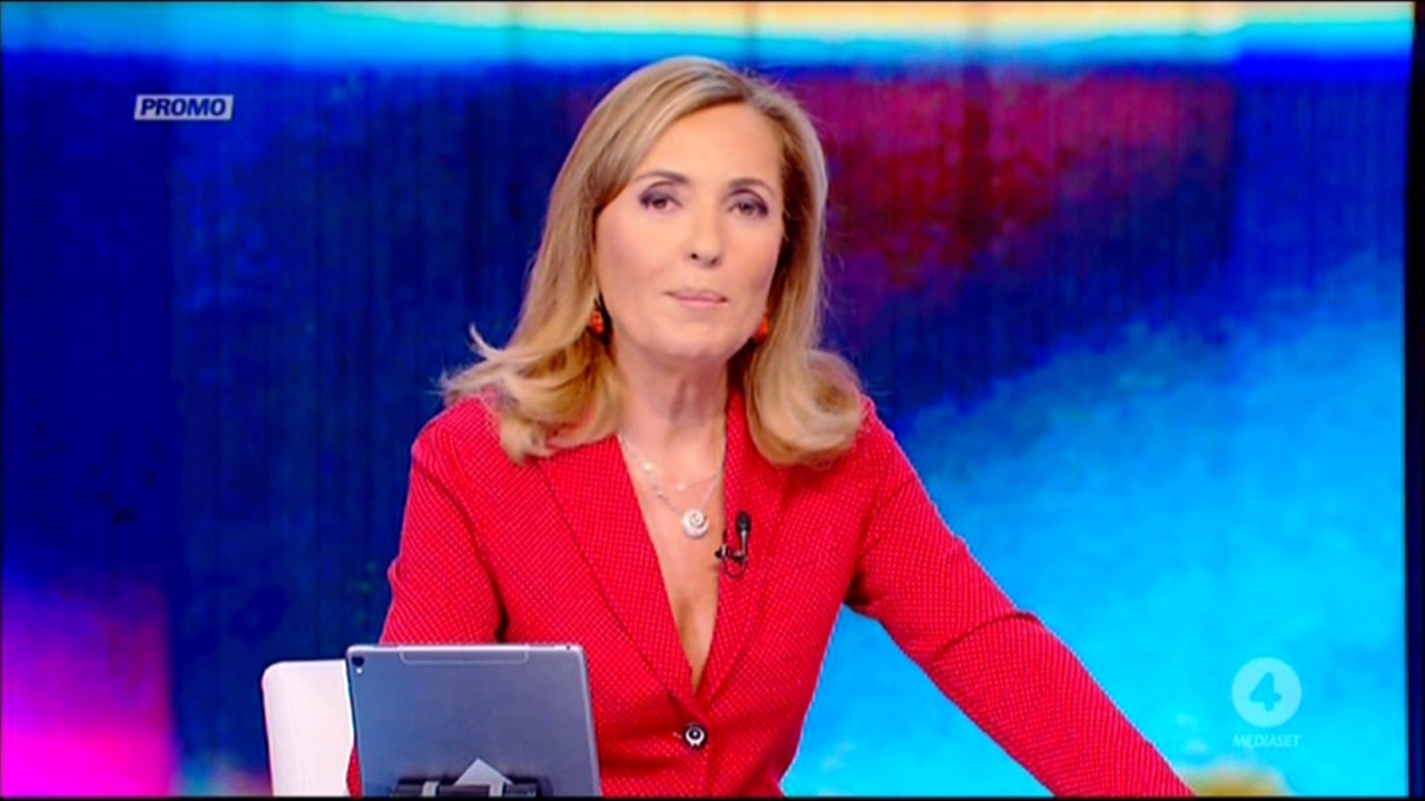 Stasera Italia 2019-2020, un the con la politica (che liscia la notizia del giorno)